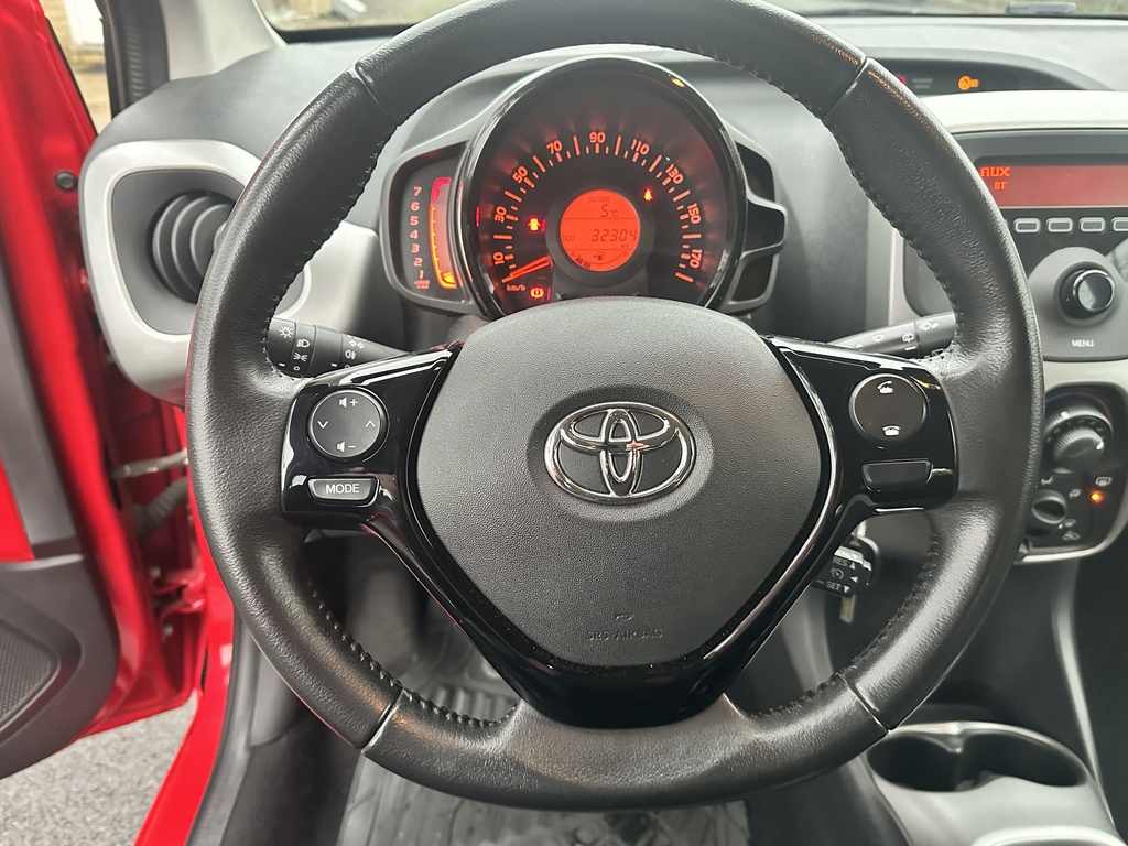 Toyota Aygo 1.0 2017 Essence 32000km Carnet d’entretien 